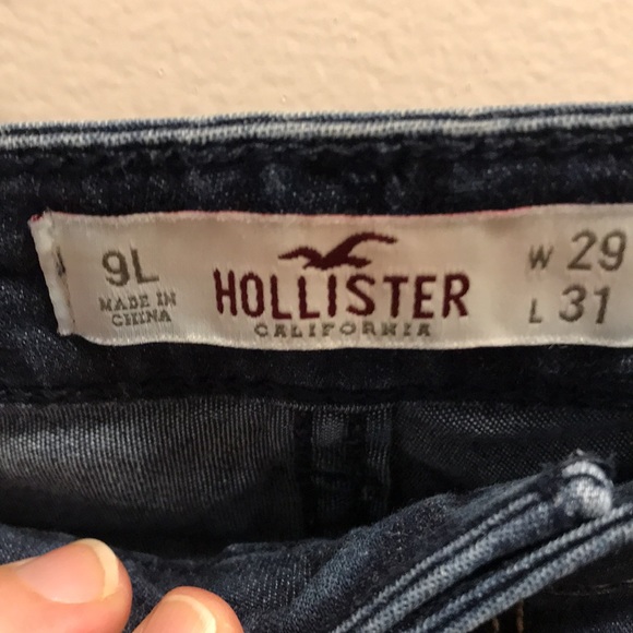 Hollister dark wash size 9L jeggings. - Picture 2 of 4